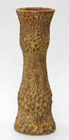 golden-scale-vase